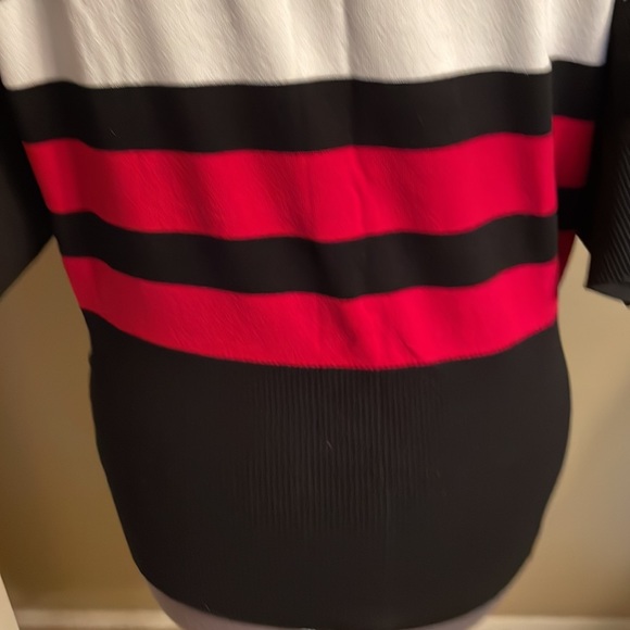 Cable & Gauge sweater - Picture 4 of 5